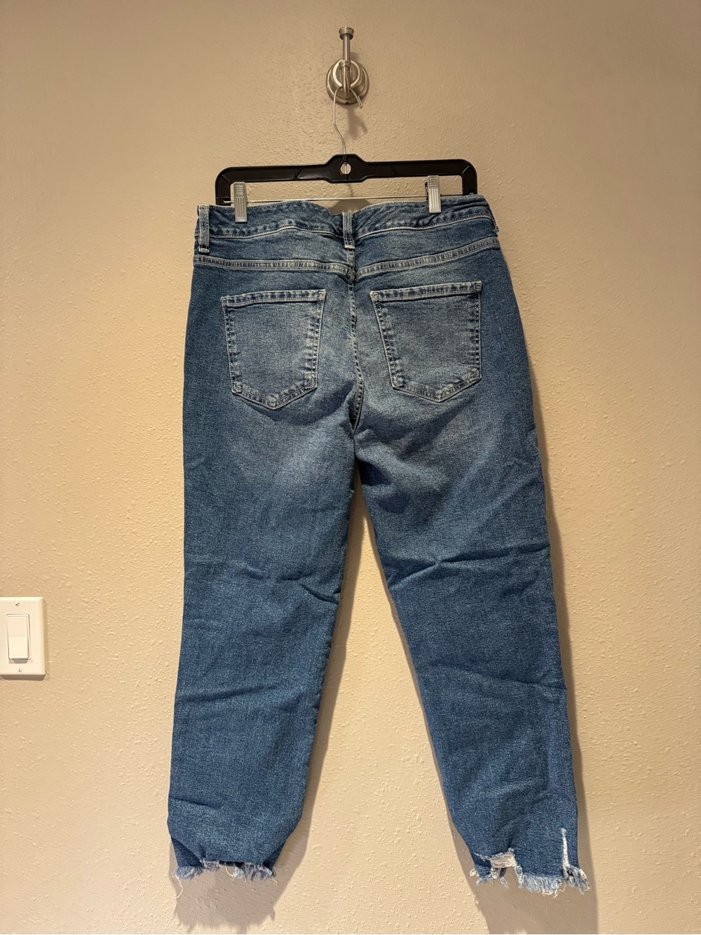 Women's Denim & Pants Lot of 5 - Jeans, Shorts & Leggings Size 12 - Picture 9 of 13